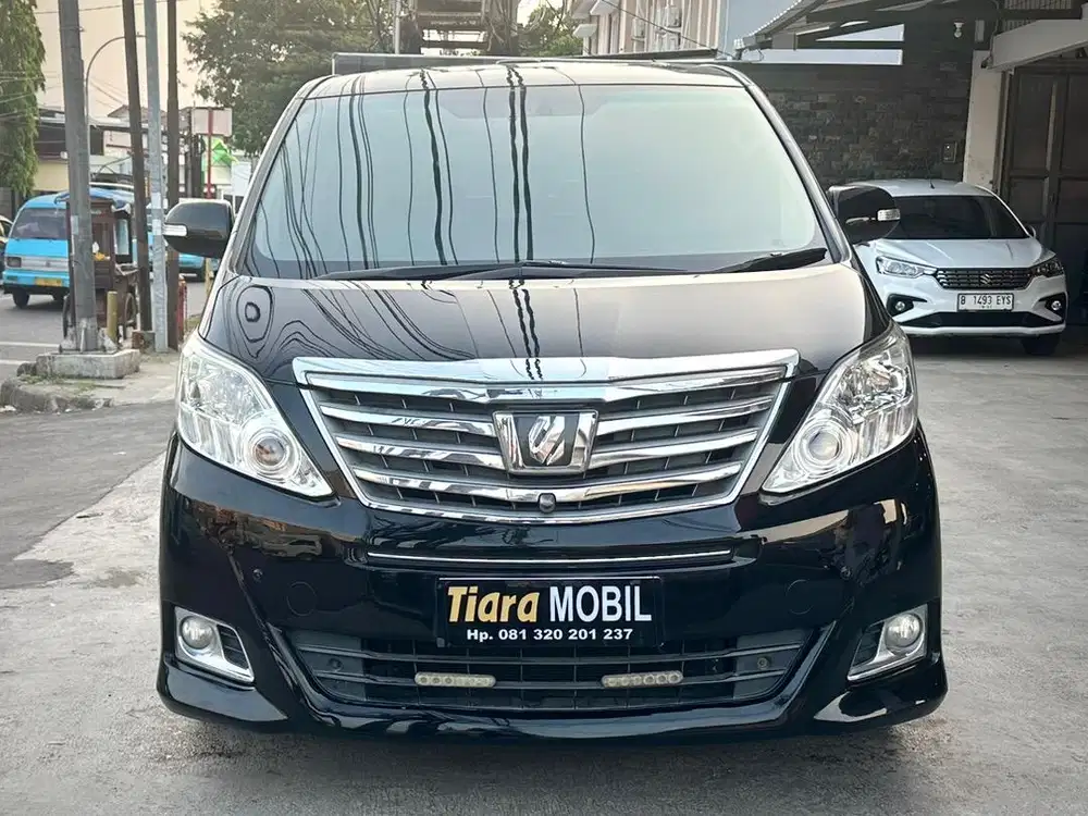 Toyota Alphard 2.4 G Automatic Th 2012
