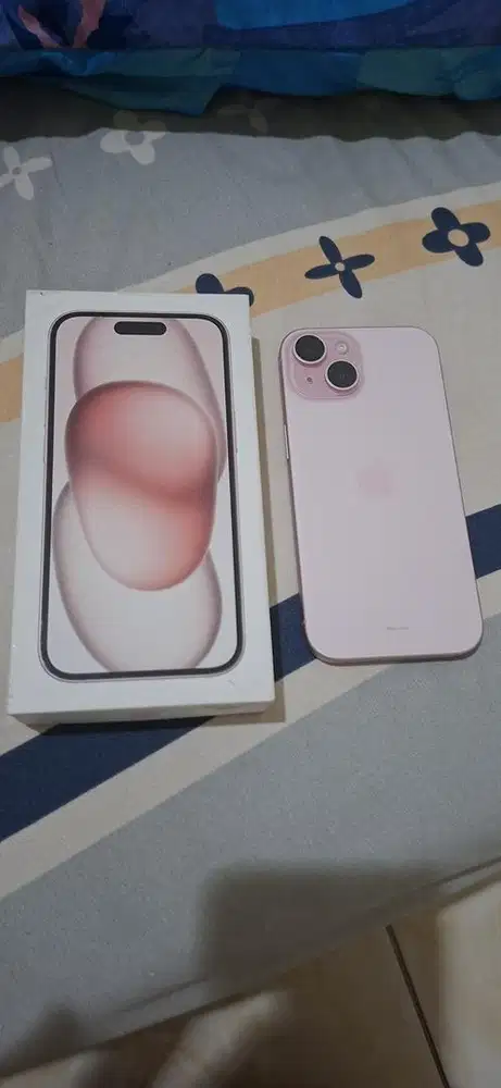 IPHONE 15 DIJUAL