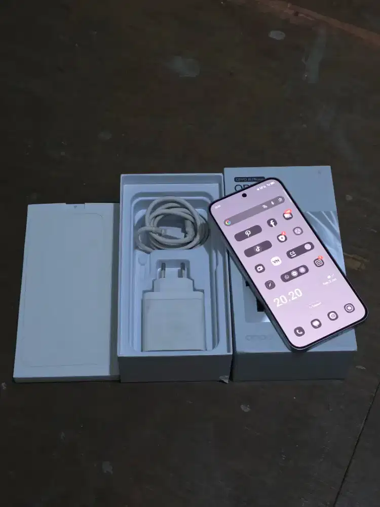 Oppo reno 13 5g 12/256