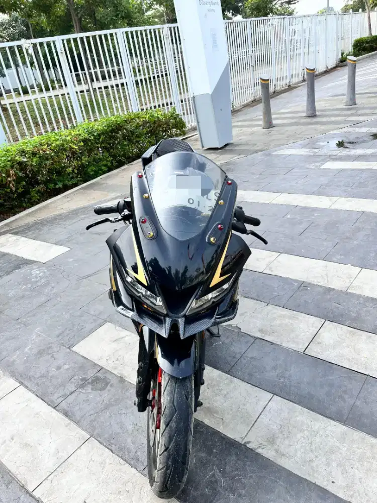 Yamaha R15 v3 2018