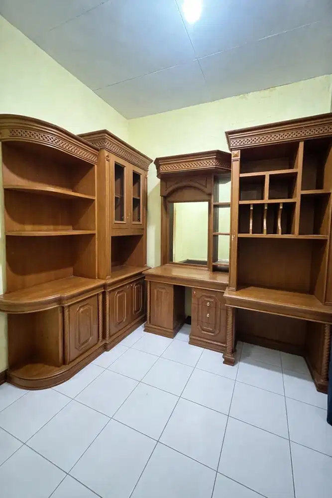 Jual Cepat Lemari JATI dan 1 set Tempat tidur