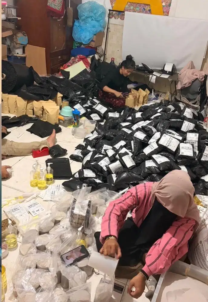 STAFF PACKING & ADMIN GUDANG
