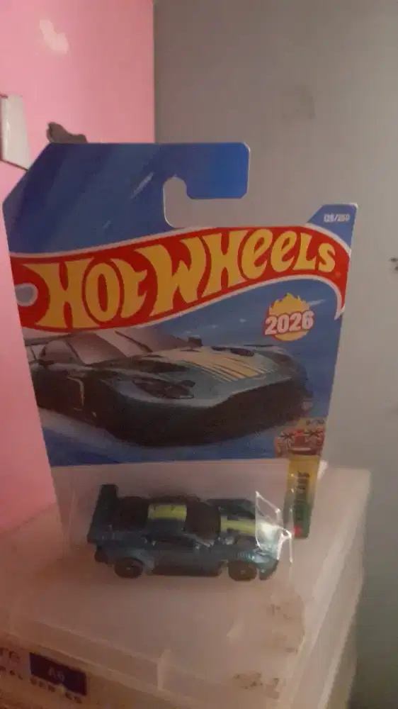 Hotwheels 24' Aston Martin Vantage GT3