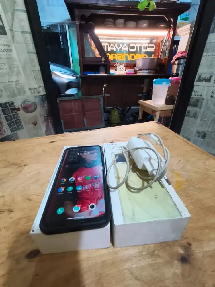 Vivo y33t ram 8/128