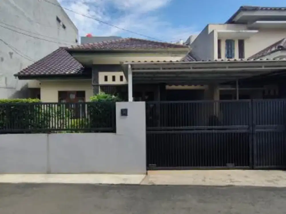 Dijual Rumah di lokasi Strategis area Bintaro Jakarta Selatan