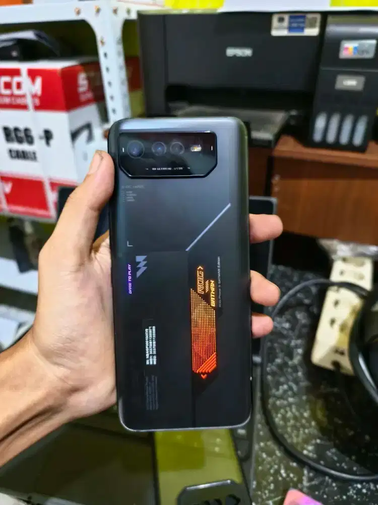 ASUS ROG PHONE 6 SPECIAL EDITION BATMAN