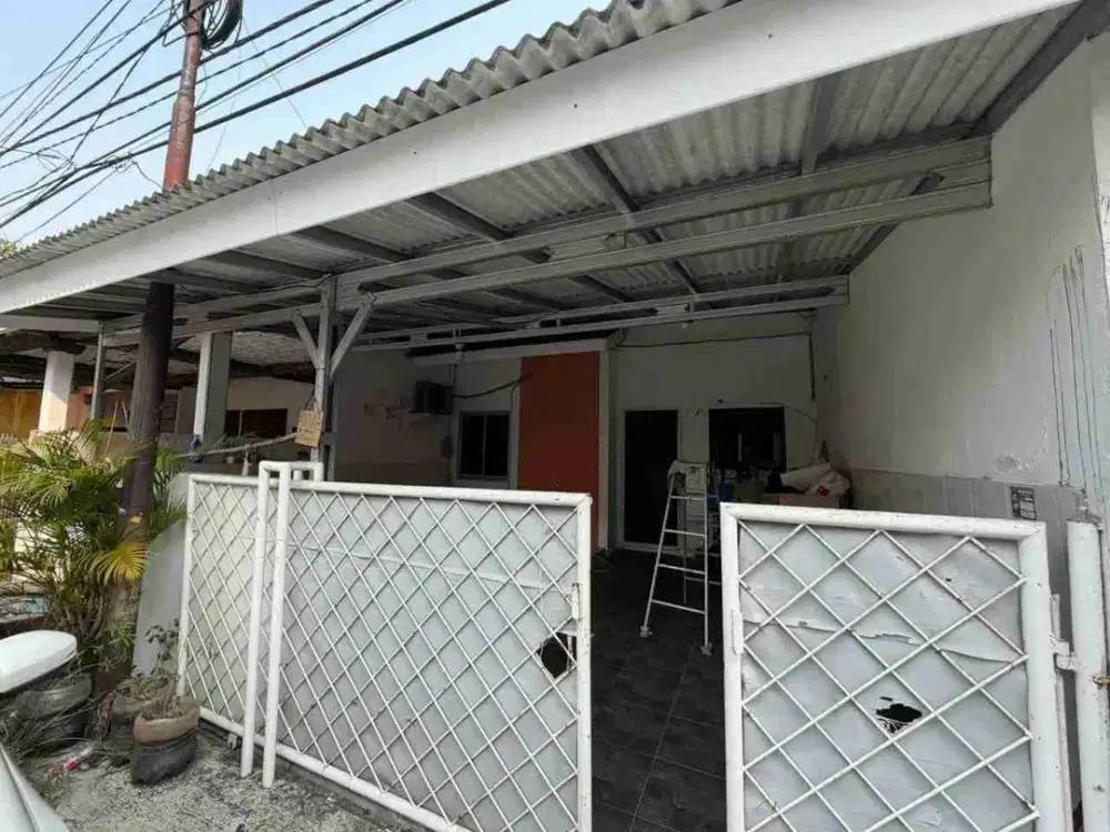 Rumah di Danau Indah  Sunter Jaya Jakarta Utara