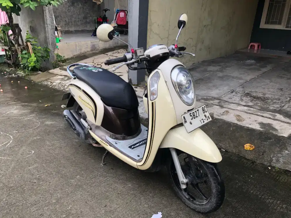 Scoopy th 2016 akhir (stater halus)