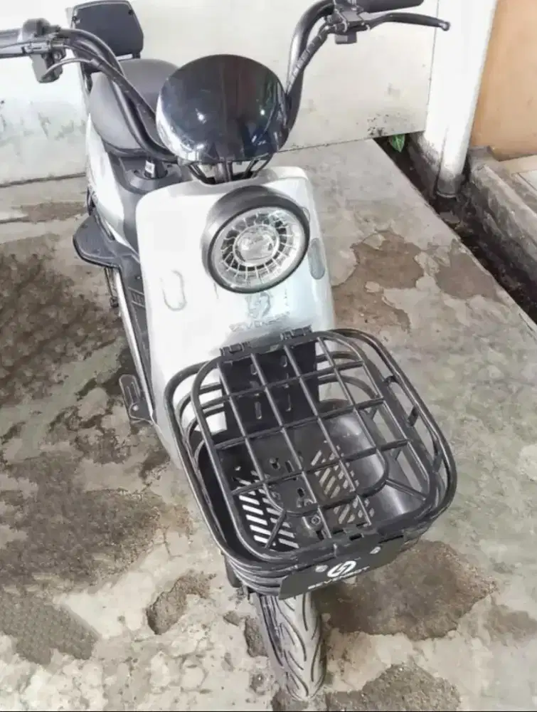 Sepeda listrik sevenbot M10