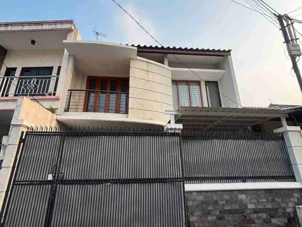 Rumah 2 Lantai di Cipinang Elok Jakarta Timur