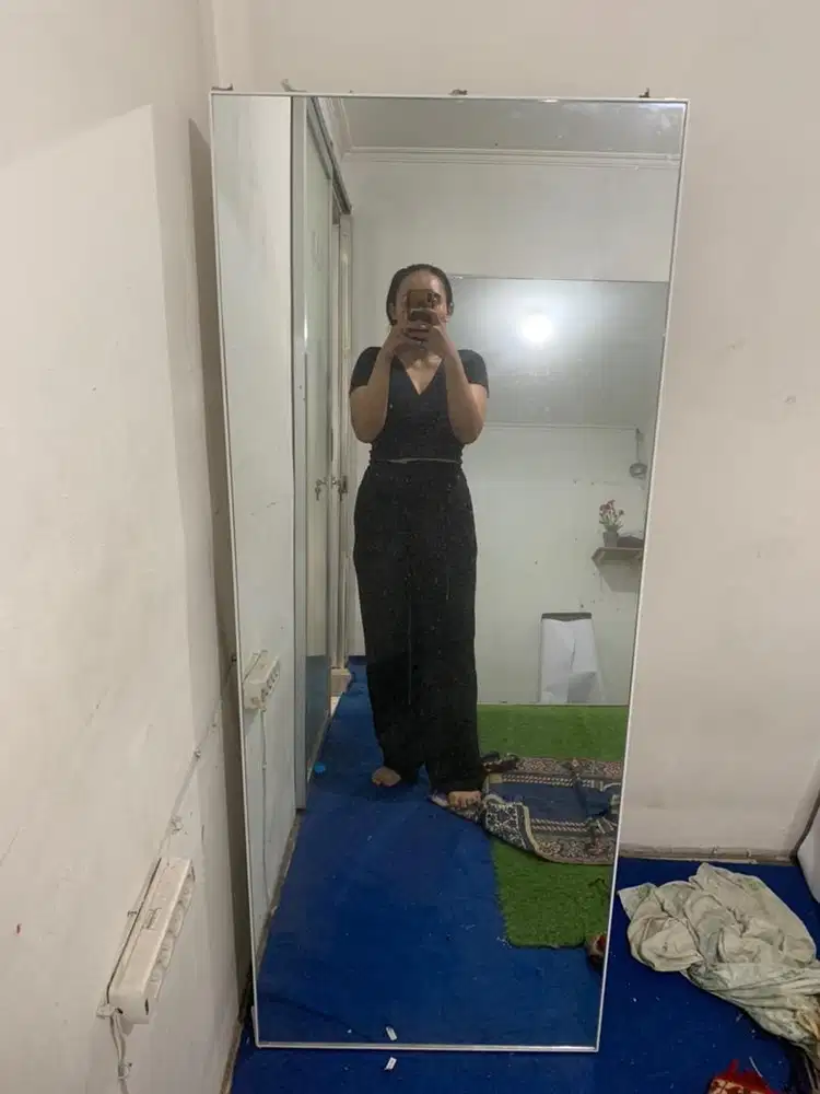 FOR SALE STANDING MIRROR