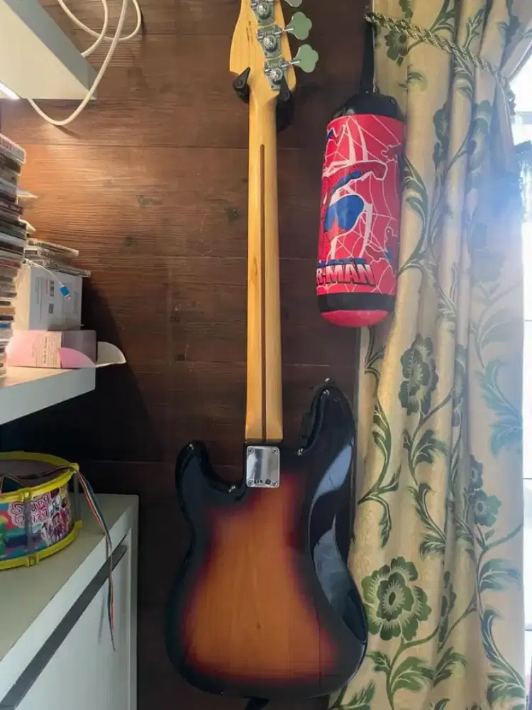 Bass Fender Precision standart 2017 Made in Mexico  murah meriah