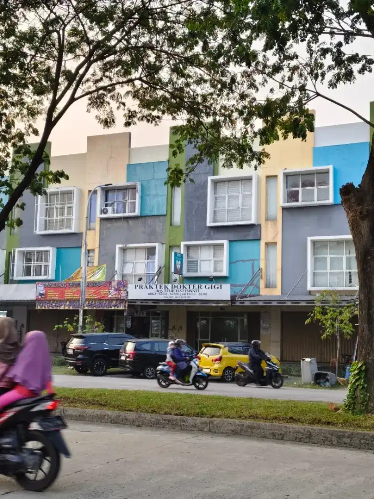 Disewakan Ruko 3 lantai Sudah Renovasi di Arana, Harapan Indah