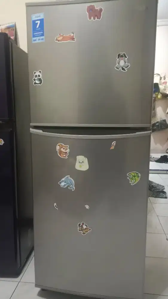 kulkas 2 pintu aqua
