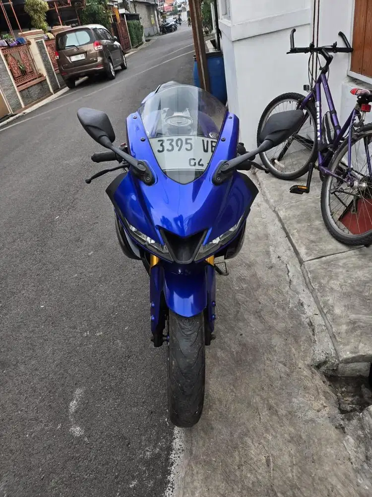 R15 V3 2019 mulus terawat