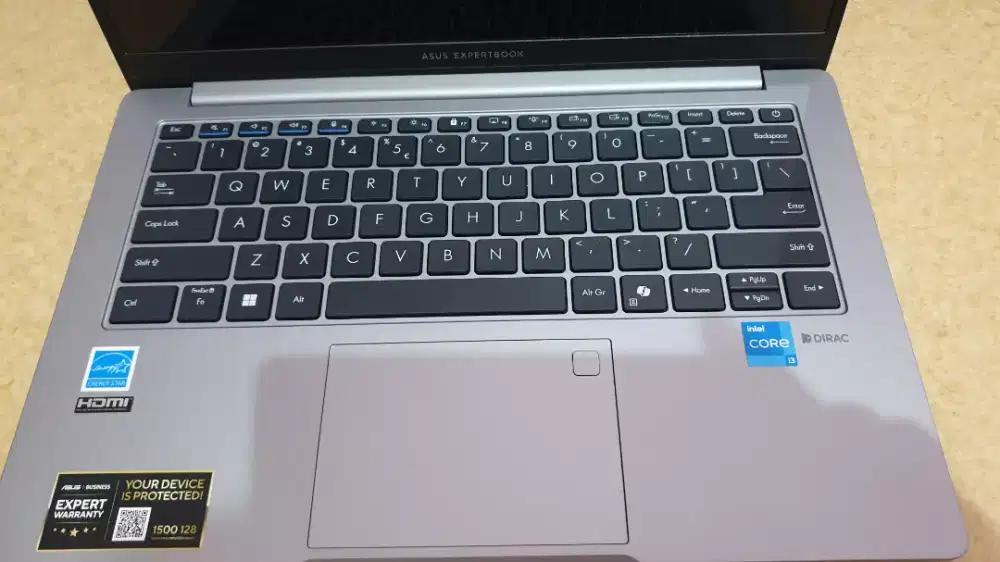 Kondisi 99,99% LAPTOP ASUS EXPERTBOOK P1403CVA ( 8 / 512)