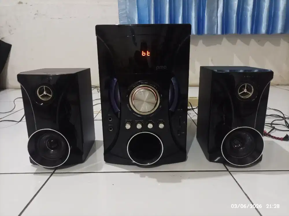 Speaker polytron PMA 9505