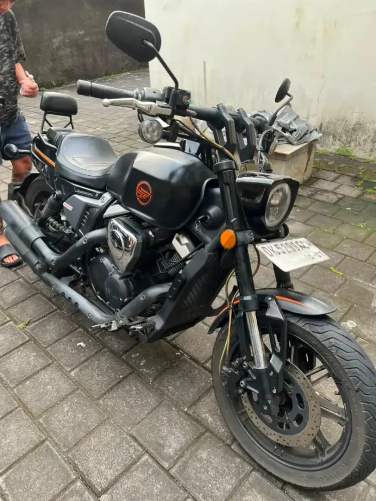 keeway cruiser 250 tahun 2022