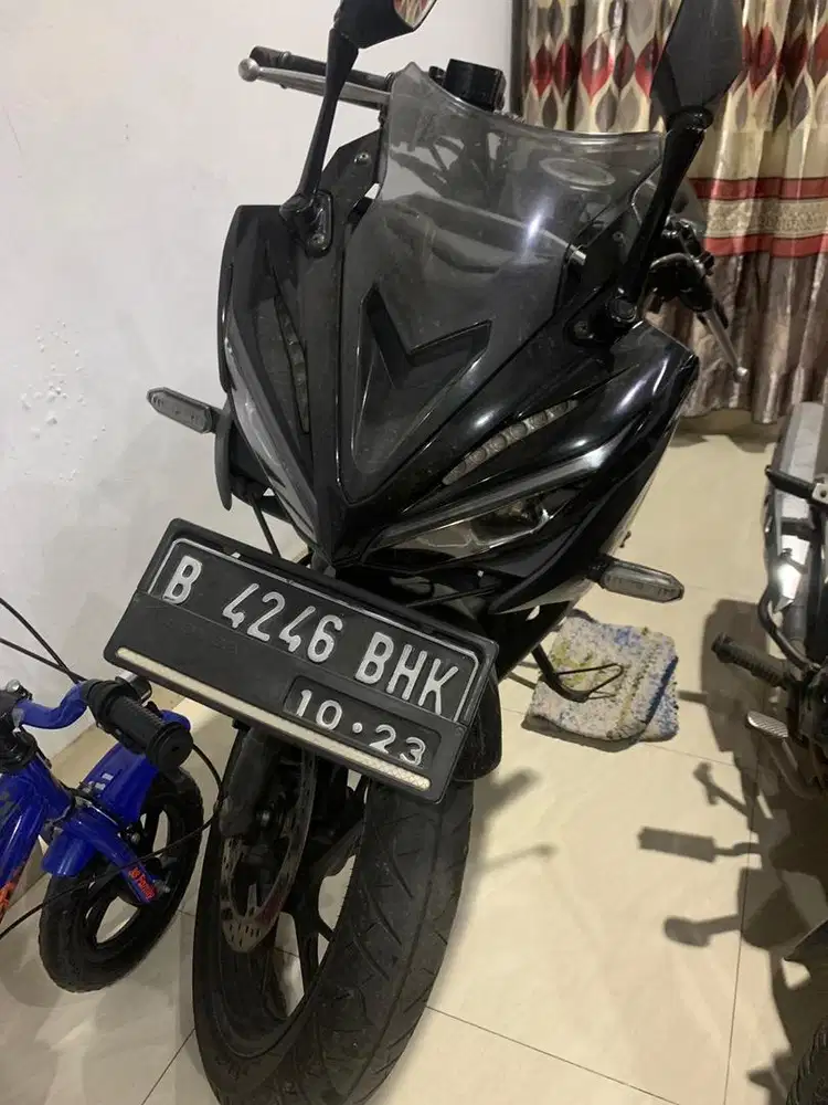 JUAL MOTOR HONDA CBR 150R