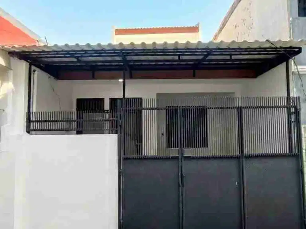 Rumah Siap Huni 1.5 Lantai di Jelambar Baru Renovasi Akses Jalan Depan 2 Mobil