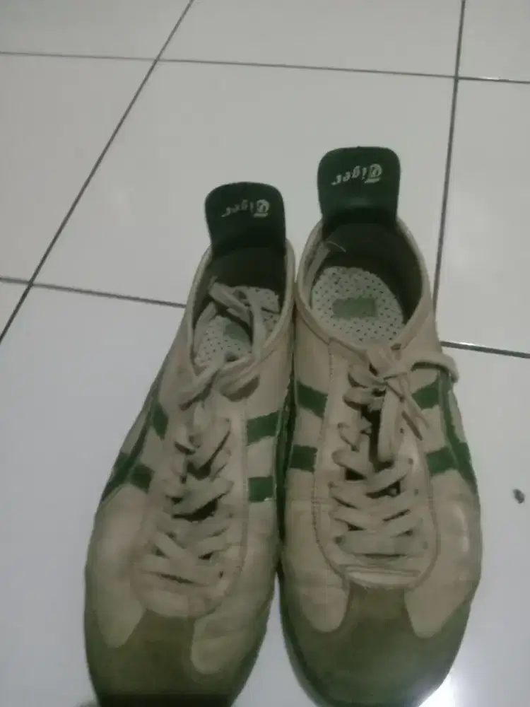 Sepatu Onitsuka Tiger