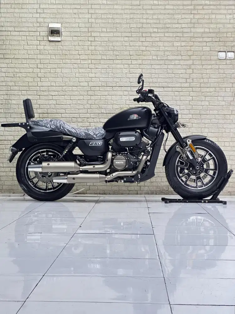 CRUISER VIRAL! W MOTO 250 2025 - WULAN MUSTIKA