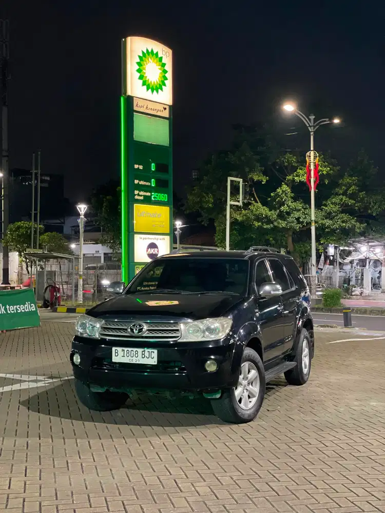 Toyota Fortuner 2.5 G Diesel 2010 Matic