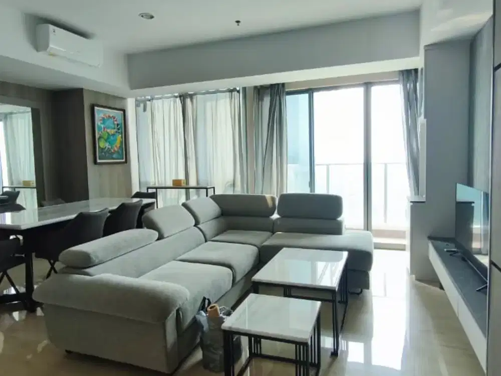 Disewakan apartemen Holland Village Jakarta 2+1BR furnished mewah megah