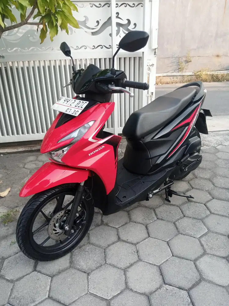 Honda Beat 2025 Hitam Merah