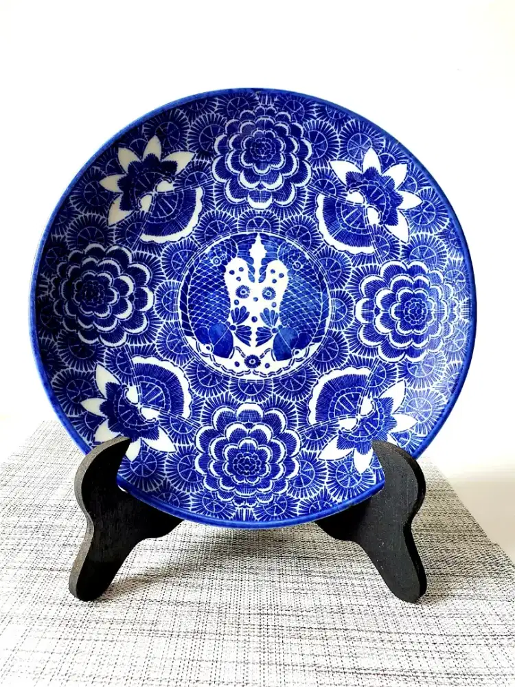 Piring Hias Chinese Cobalt Blue on White Porcelain Motif Oriental