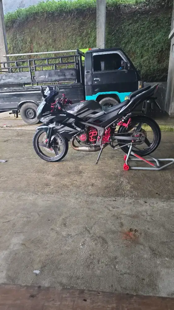 Kawasaki ninja rr 150 new