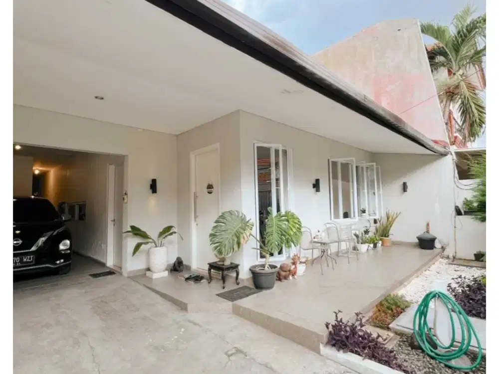 Rumah Bagus Strategis Murah Tenggilis, dkt Jemursari