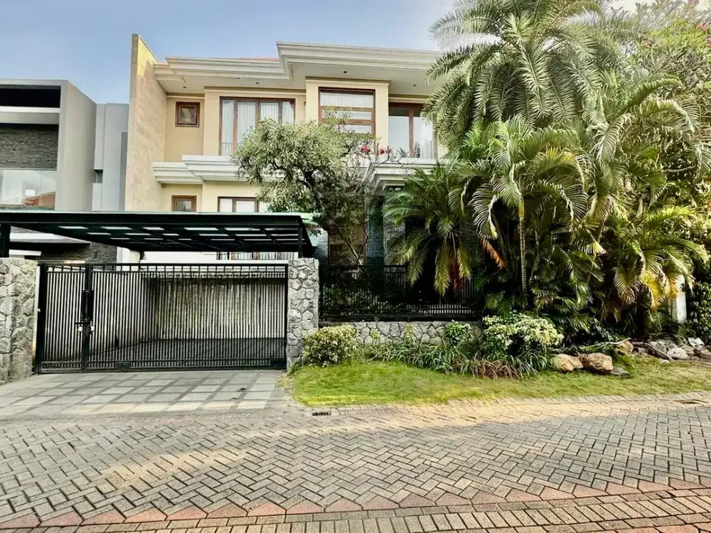 JUAL SEWA RUMAH GRAHA FAMILY MODERN 4KT SEMI FURNISH DEKAT CLUBHOUSE