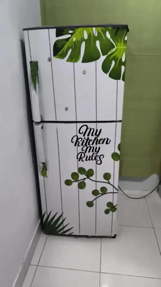 KULKAS LG 2 PINTU