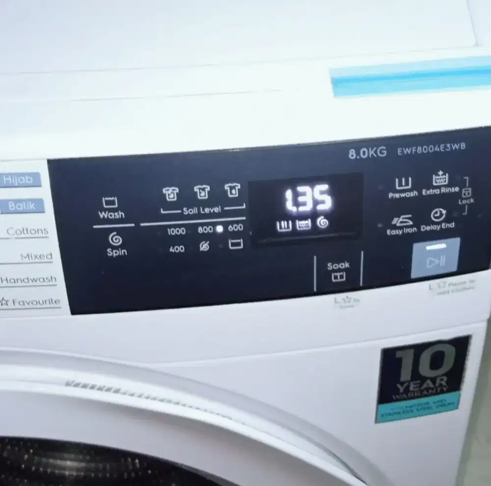 Jual Bu Mesin cuci frontloading Electrolux 8kg,model terbaru,Like new