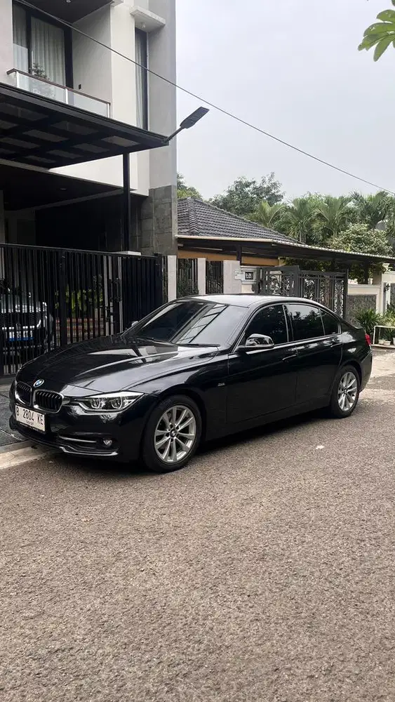 BMW 320 (F30) 2017 nik 2016