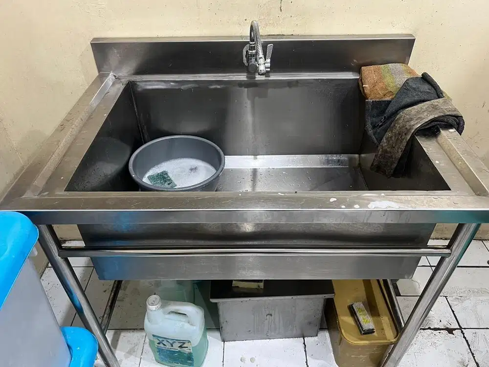 Single Sink Jumbo Stainless