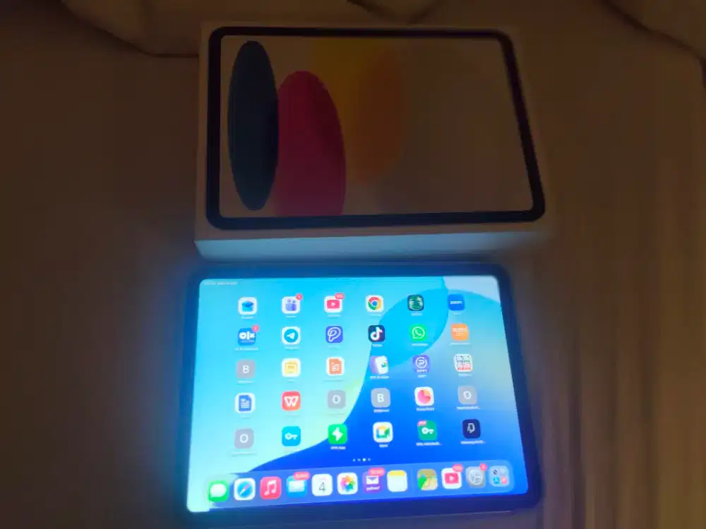 iPad gen 10 64gb Like New IBOX