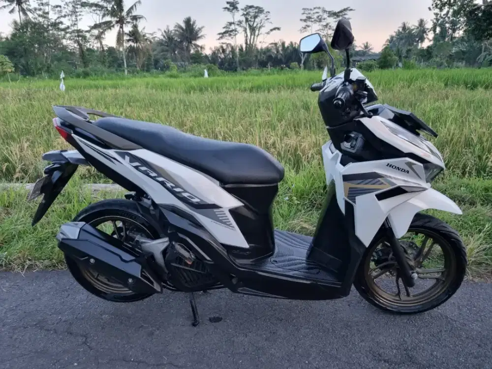 NEW VARIO 125 2023 SPECIAL EDITION KEYLESS