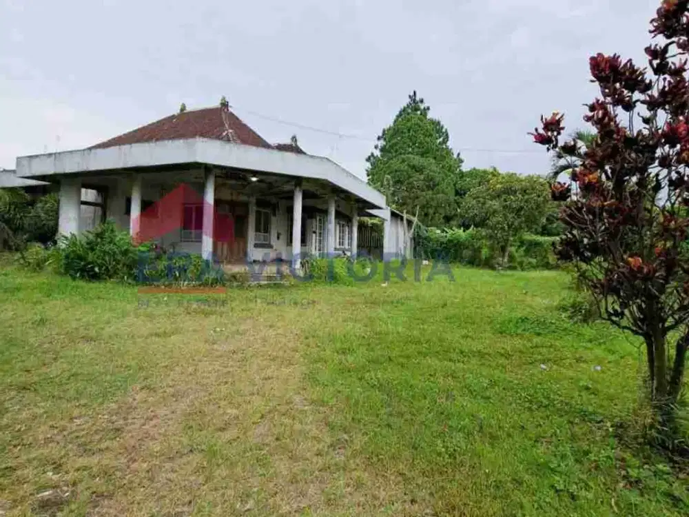 Rumah Besar Hook Dengan Halaman Sangat Luas Cocok Untuk Berbagai Usaha 5menit dari exit Tol Lawang