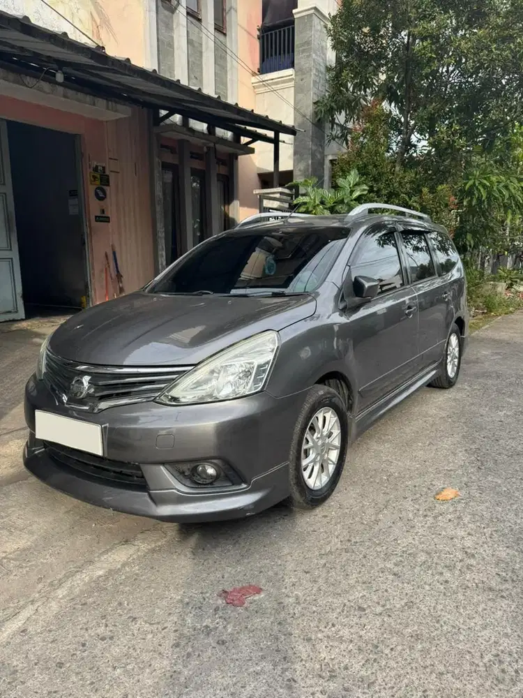 Nissan Grand livina 2014 Bensin