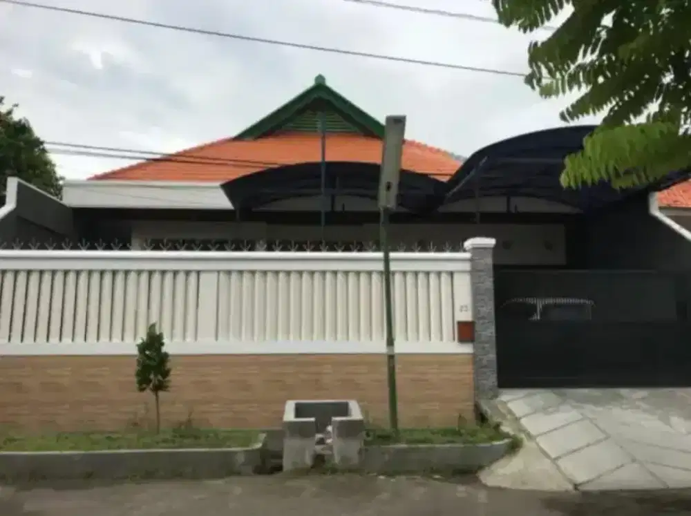 Rumah Luas Kupang Indah Surabaya Barat LT 490 m² SHM