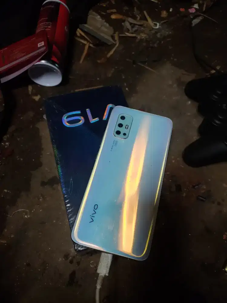 Vivo v19 ram8/128