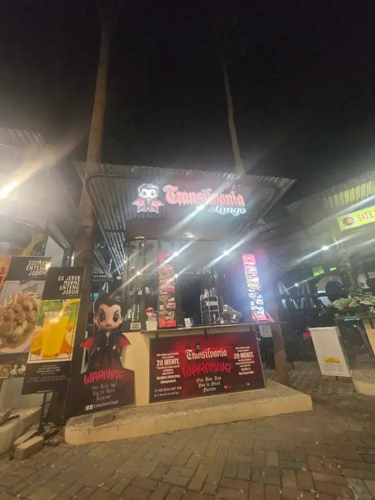 Dibutuhkan waitress pelayan