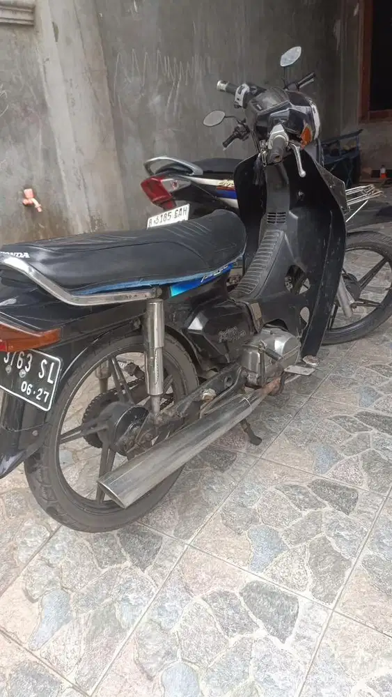Astrea Prima 1990