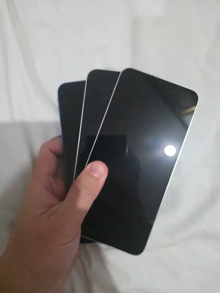 Samsung S25 12/512gb agustus 2026 grs sein