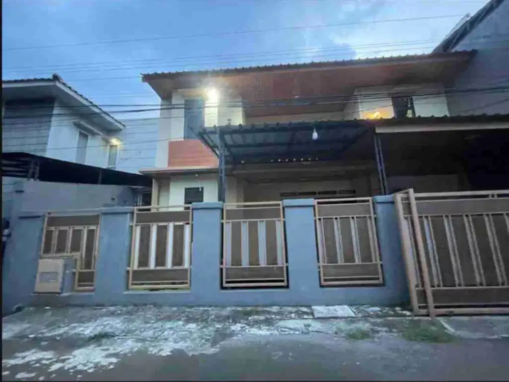 Dijual rumah siap huni It 150, 2 It hanya 5 menit ke UI