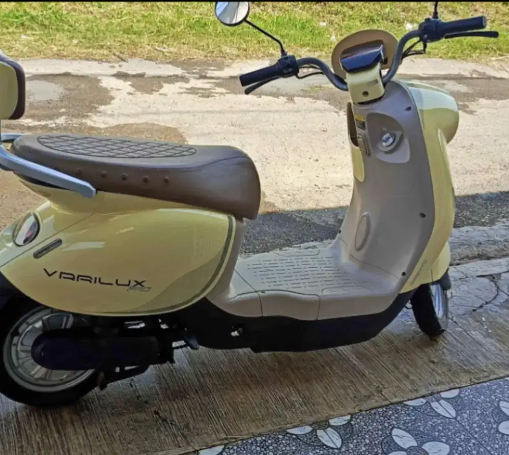 Sepeda listrik Varilux Exotuc