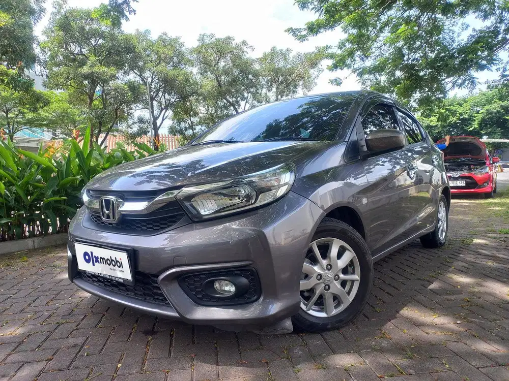 DP 1 JUTA Honda Brio Satya 1.2 E Bensin-AT 2019 Abu CERVB
