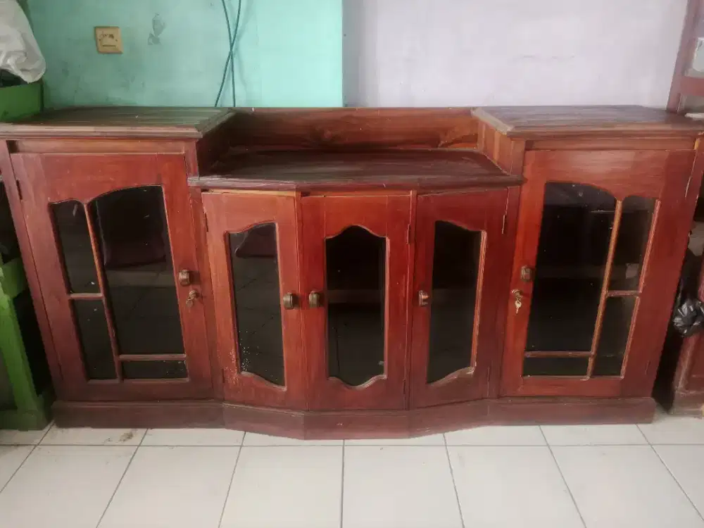 Bupet TV dari jati 180cm